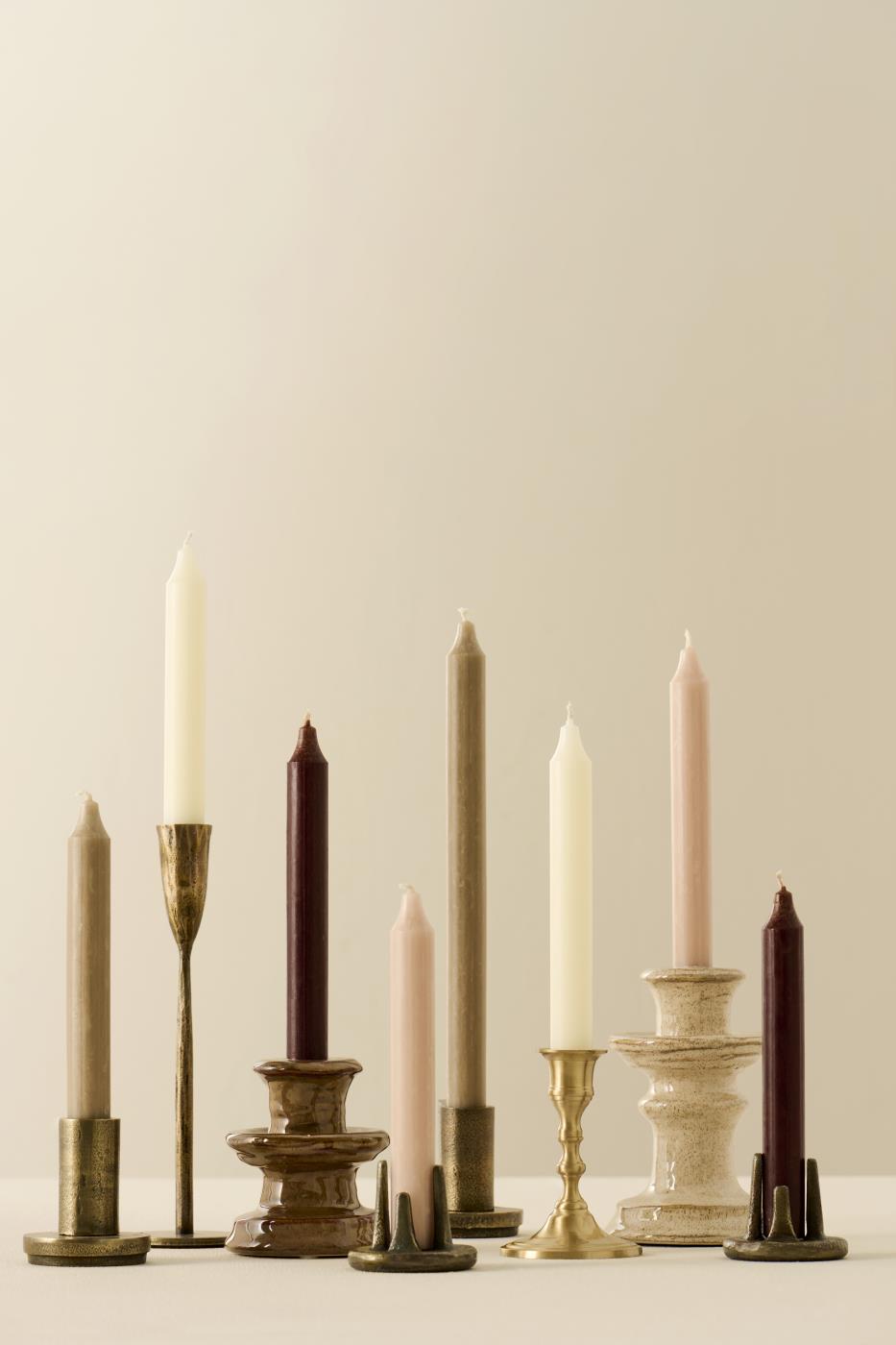 Lange stearin lys i grå