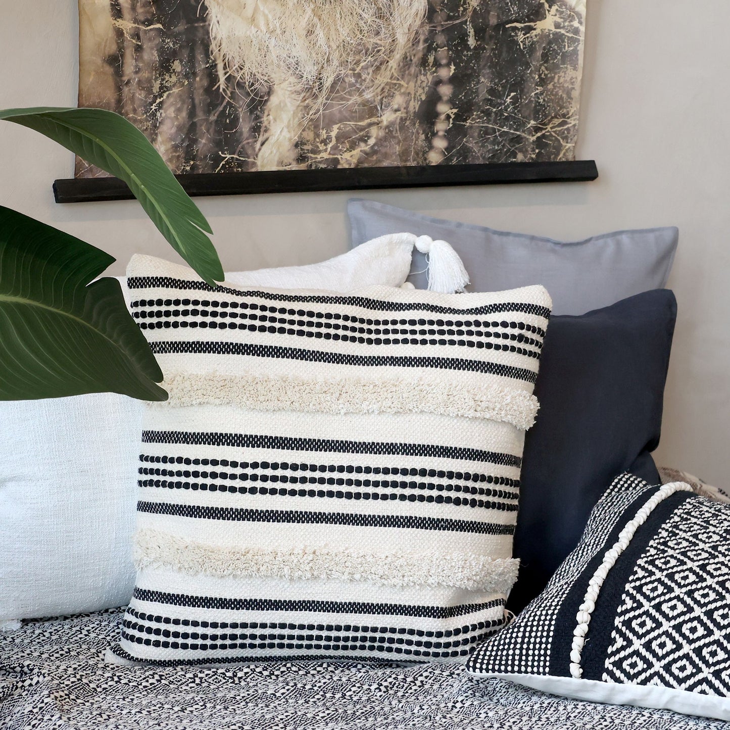 Pudebetræk med mønster i sort og hvid fra Chic Antique