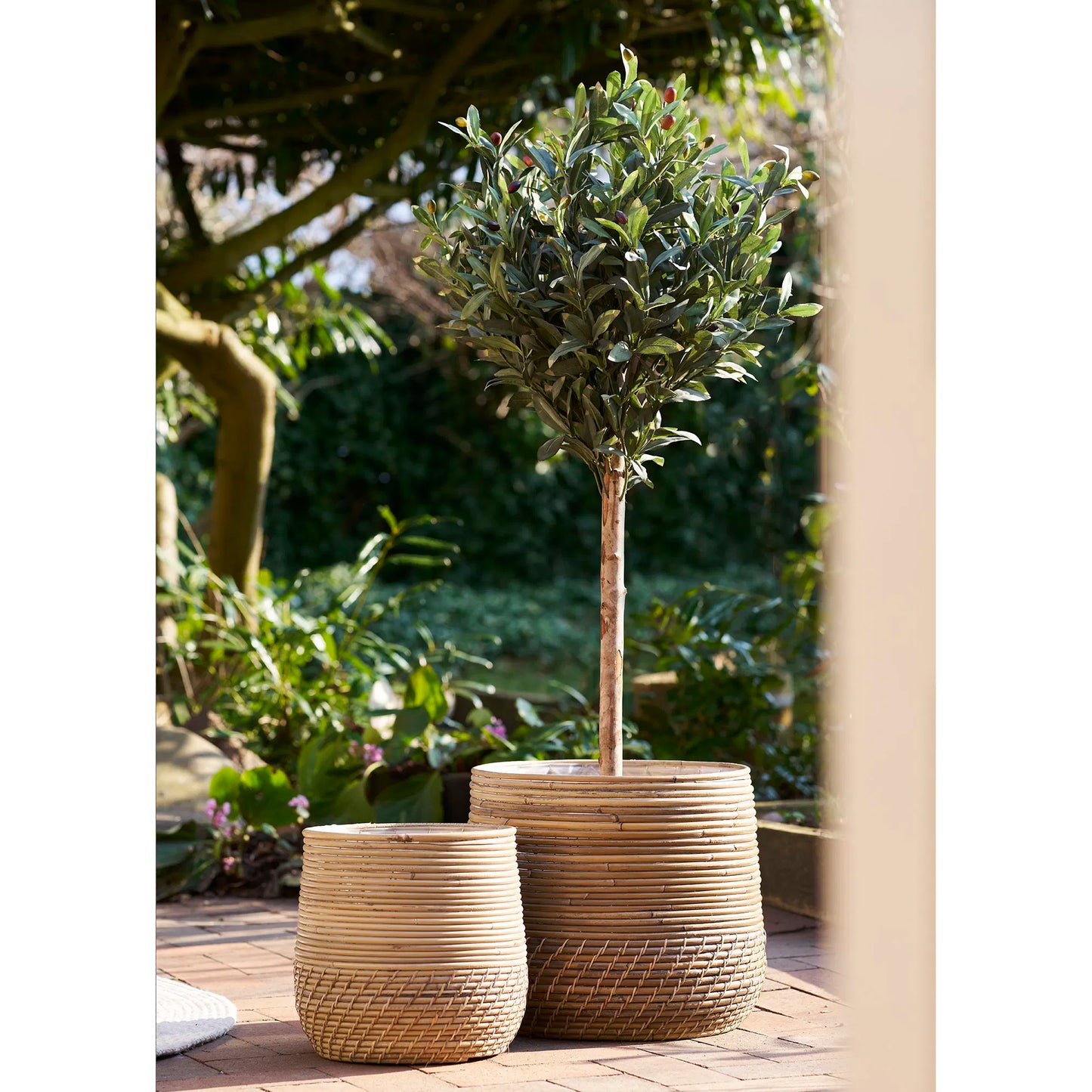 Urtepotte i rattan fra House Nordic