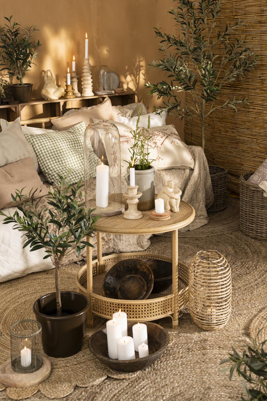 Brunt bord i flettet rattan fra Ib Laursen