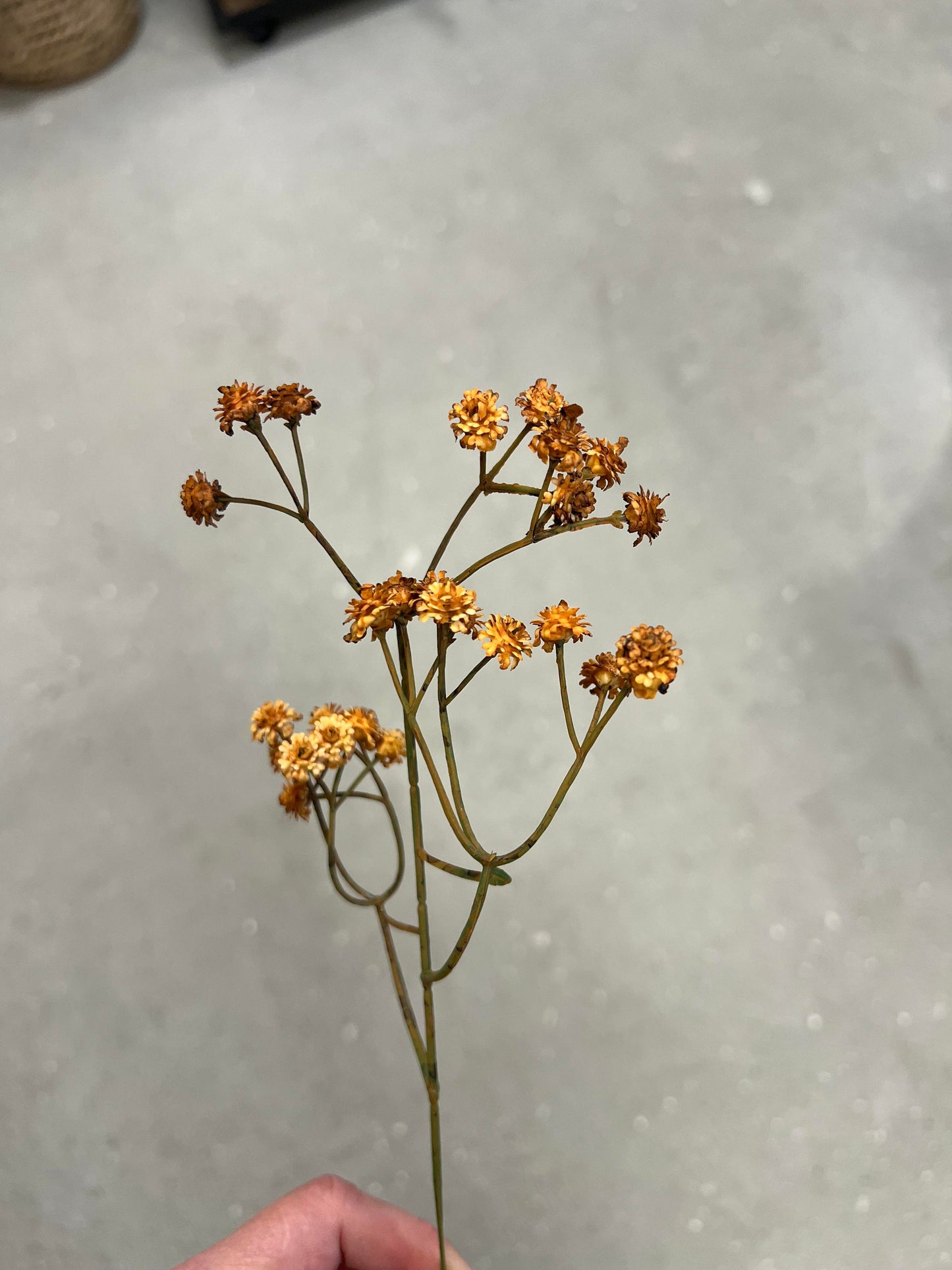 Små kunstige blomsterstilke til bordpynt til fest