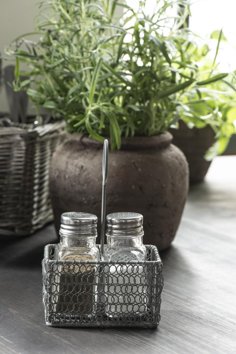 Salt og peber sæt med metal holder