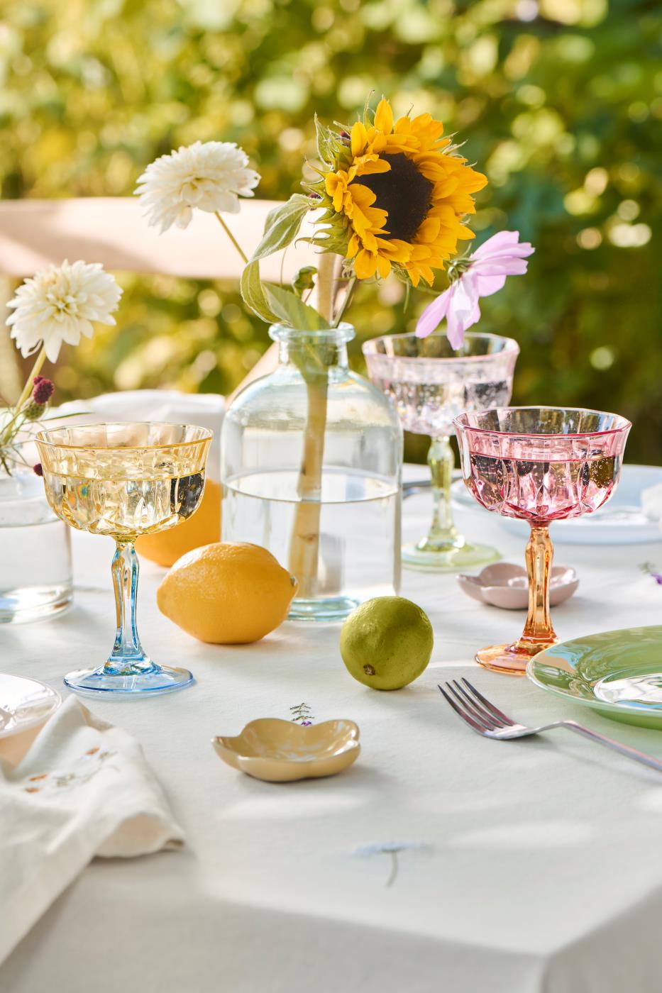 Elegant glasvase i klart glas – vase til blomster og borddækning - Ib Laursen