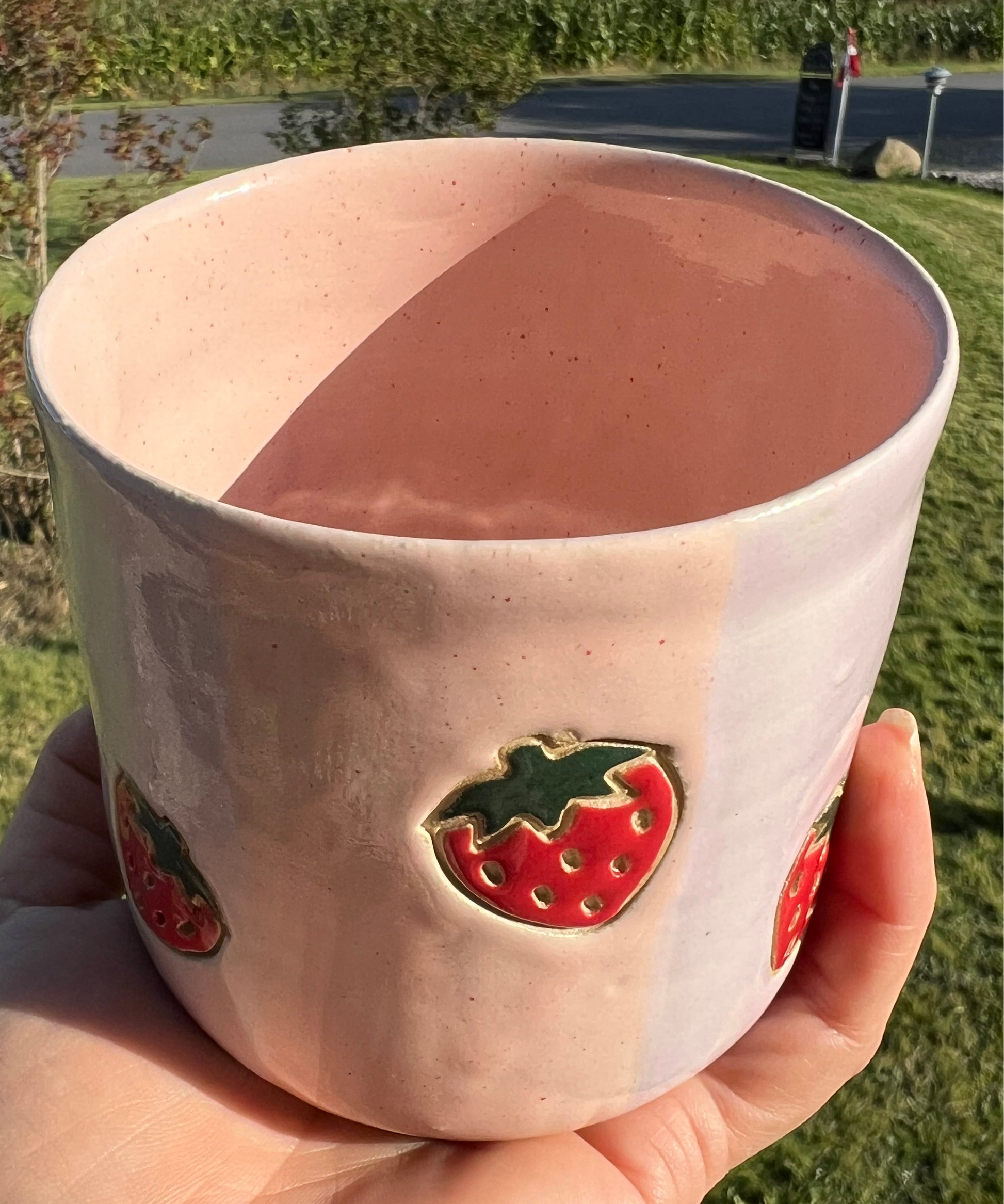 Krus i lyserød fra Handmade by Victoria Juul 