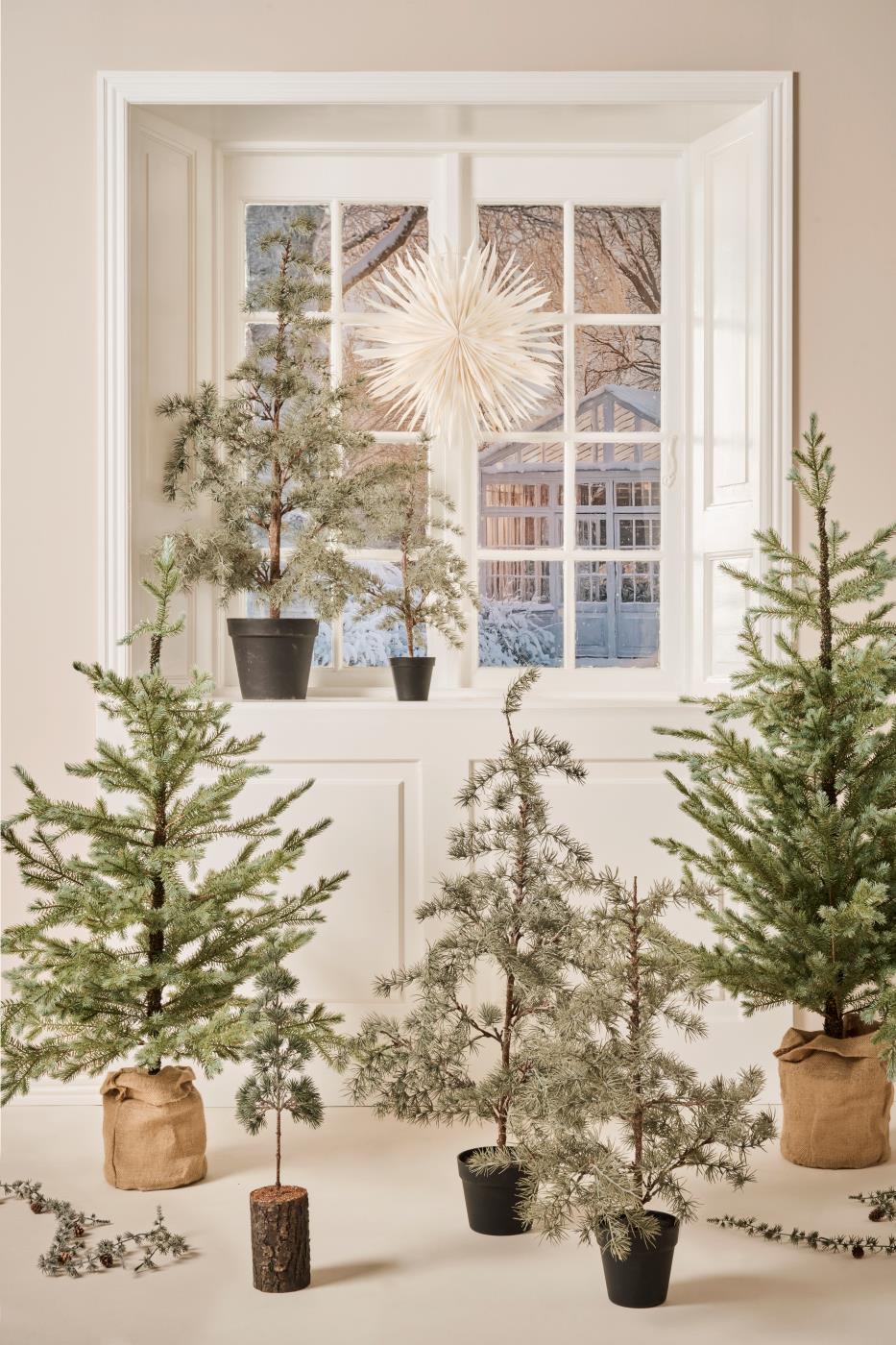 Kunstig cedertræ til pynt fra Ib Laursen