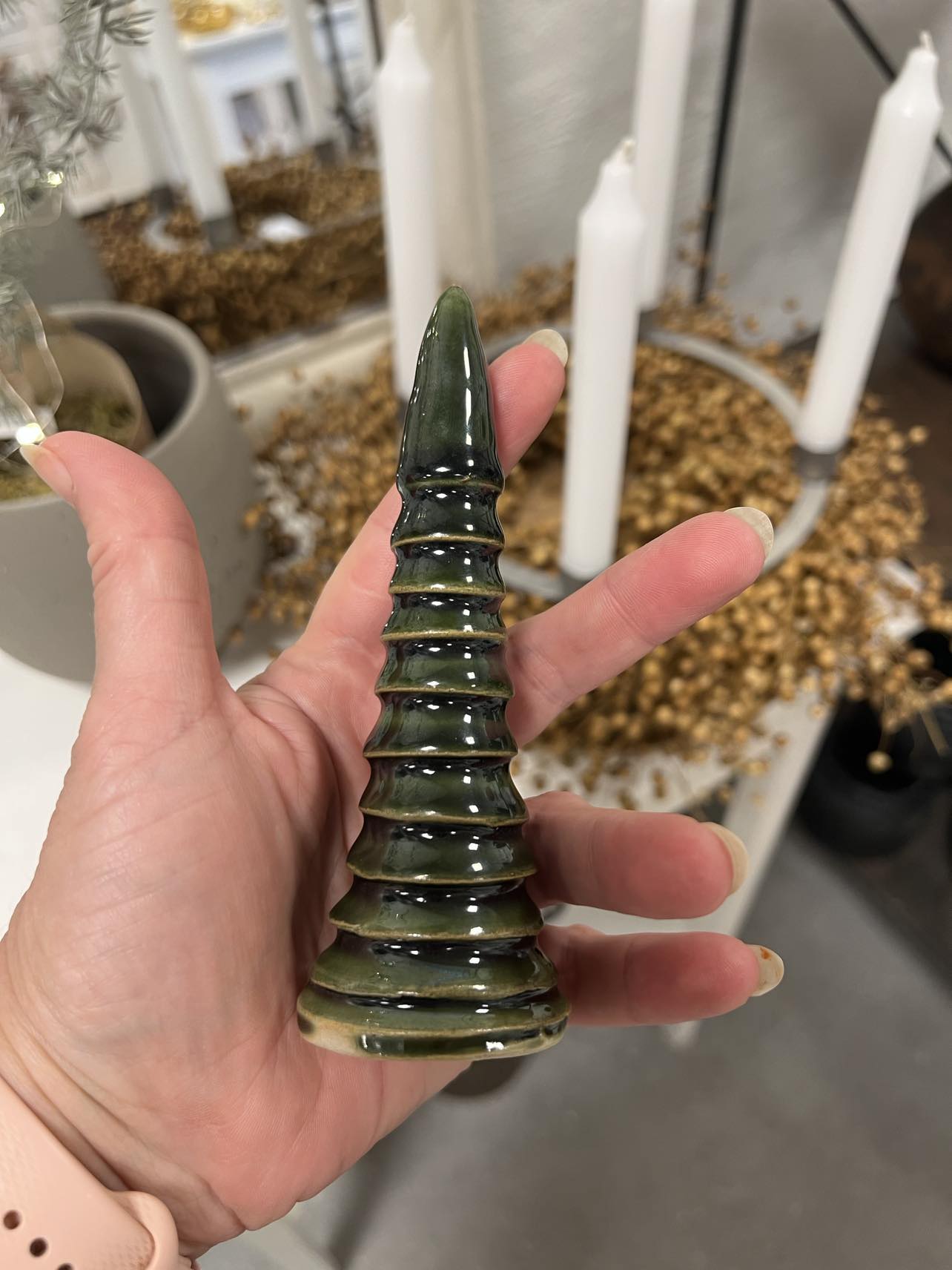 Keramik juletræer håndlavet fra Vangs keramiske værksted