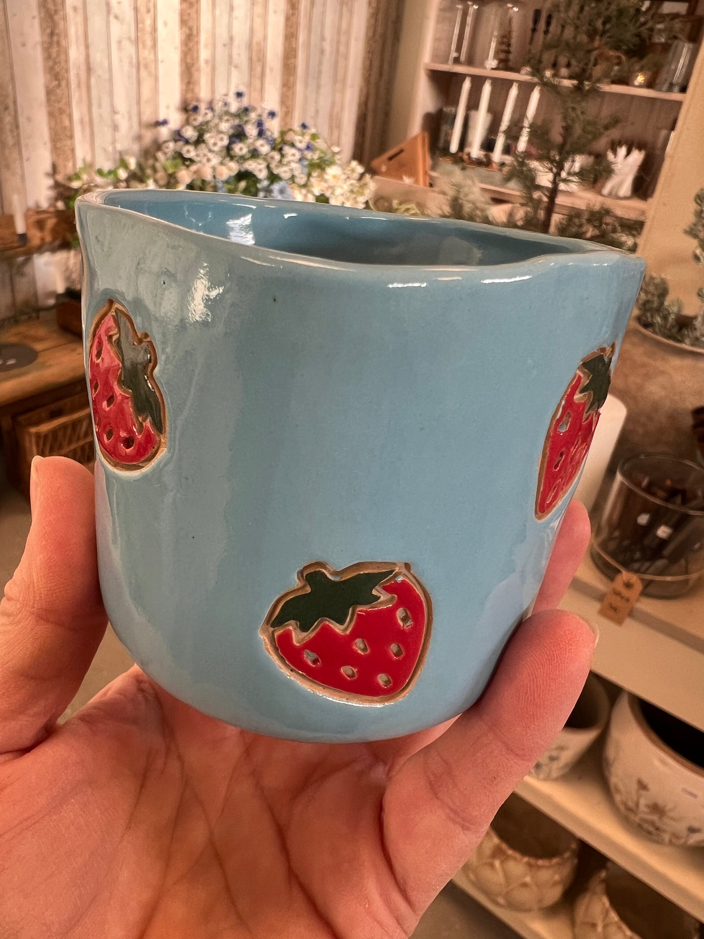 Krus uden hank fra Handmade by Victoria Juul