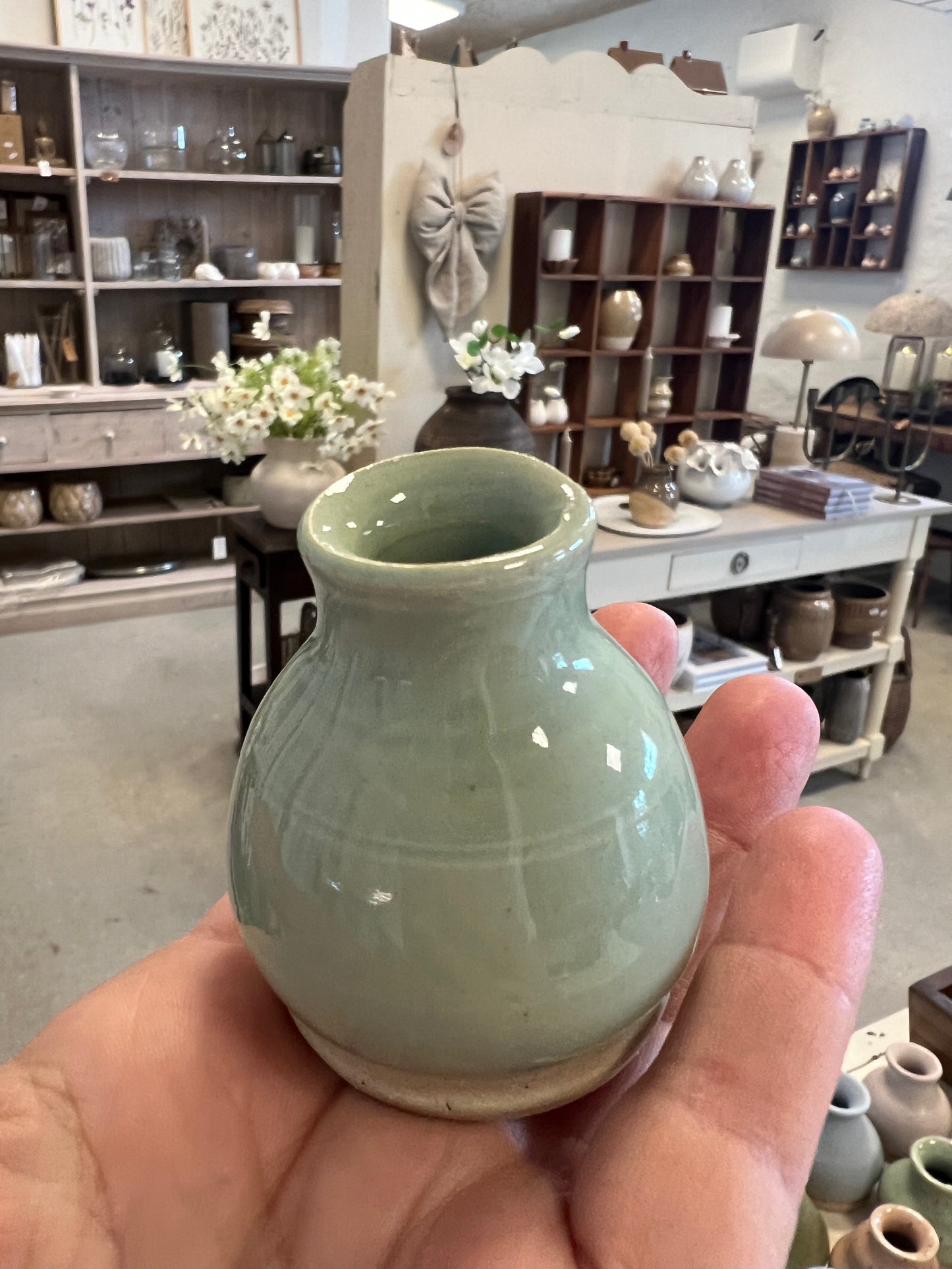 Lille grøn keramik vase
