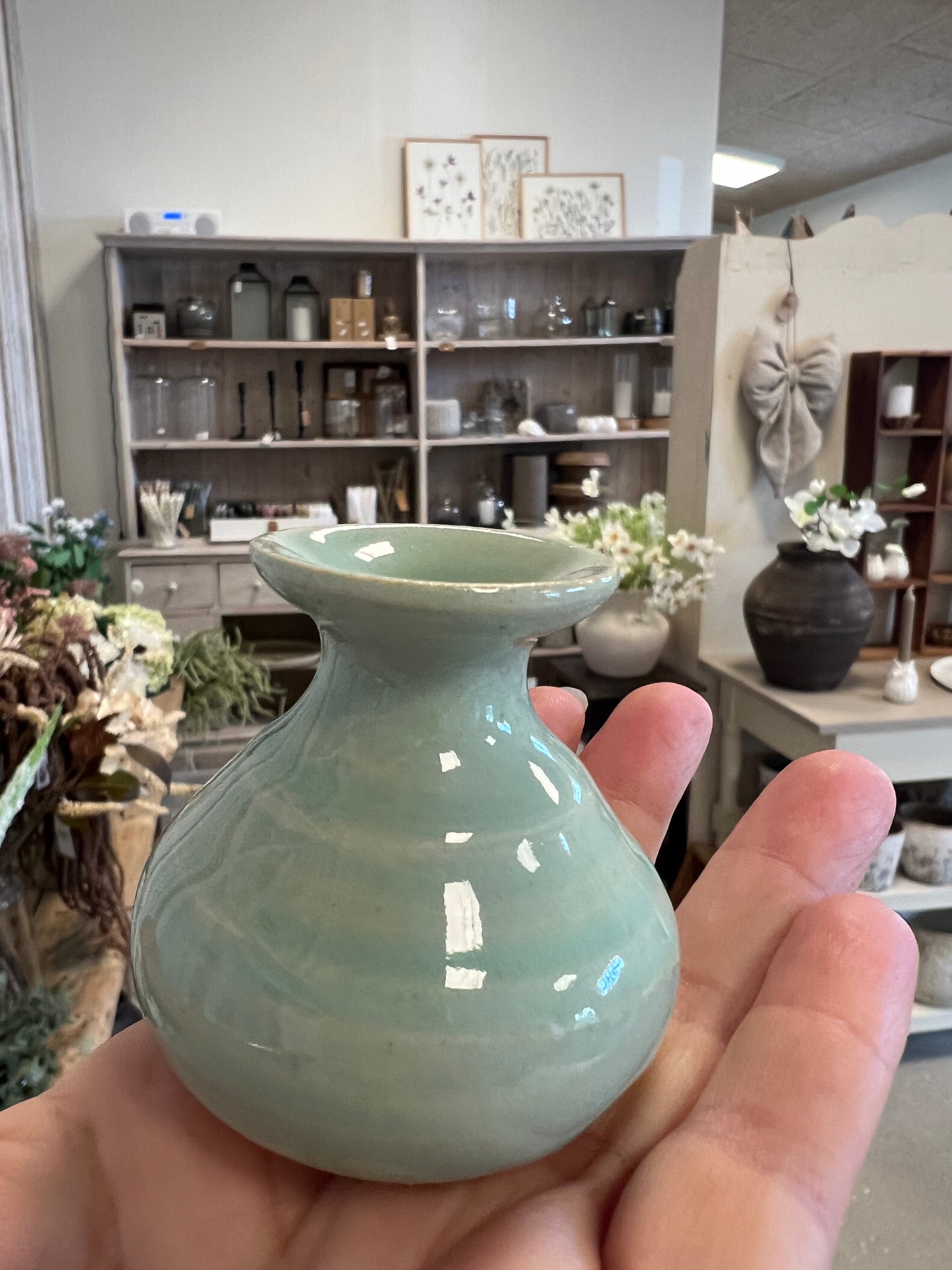 Lille grøn keramik vase