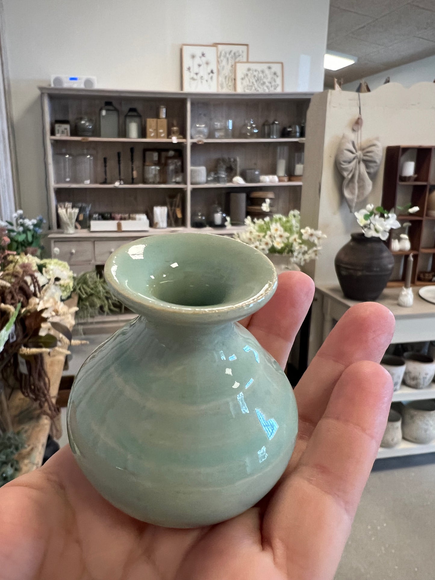 Lille grøn keramik vase