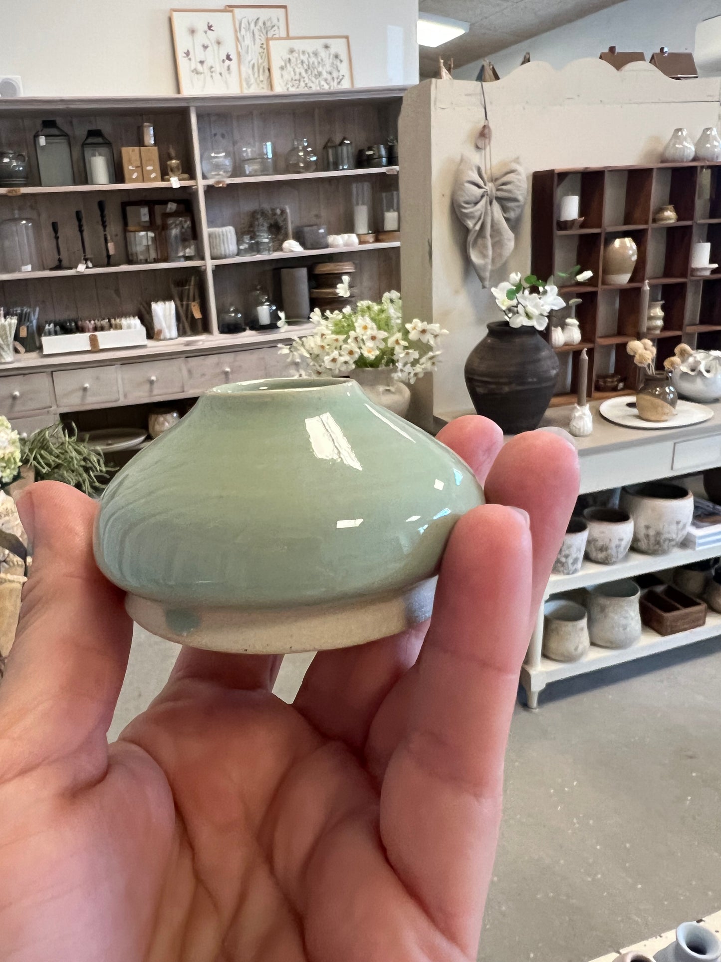 Lille grøn keramik vase