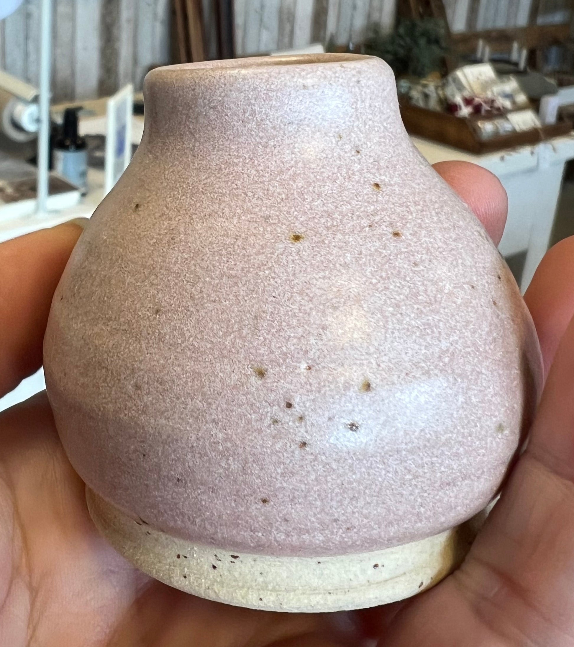 Oval vase fra Vangs keramiske værksted