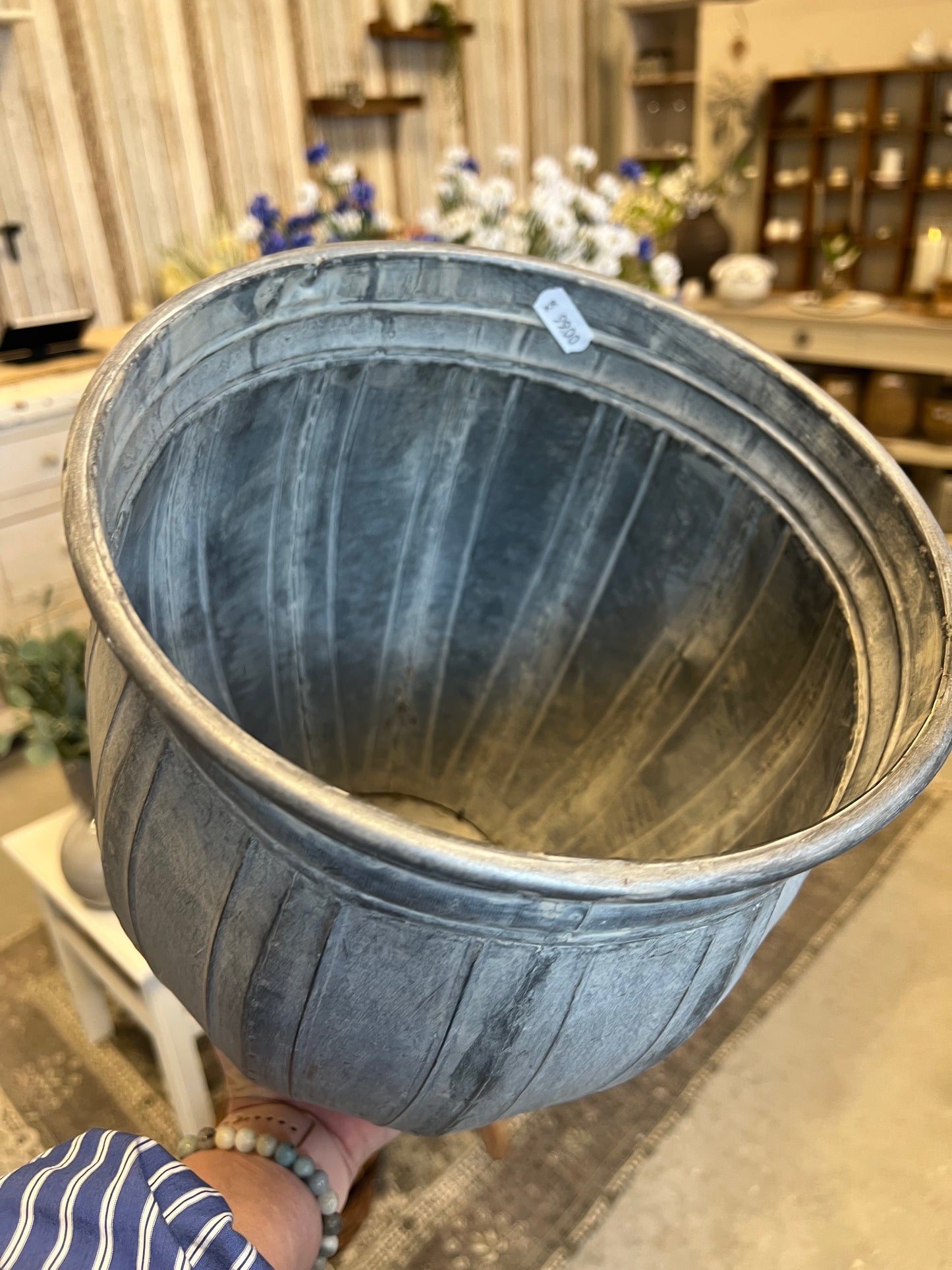 Stor metal skjuler fra Chic Antique