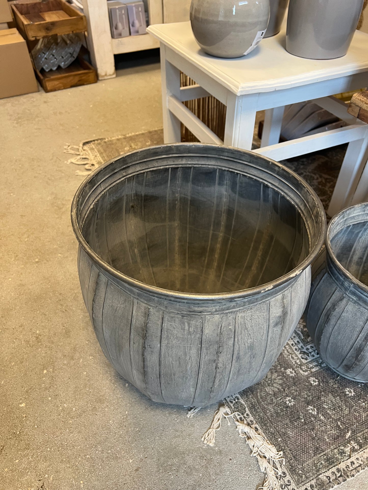 Grå krukke fra Chic Antique 