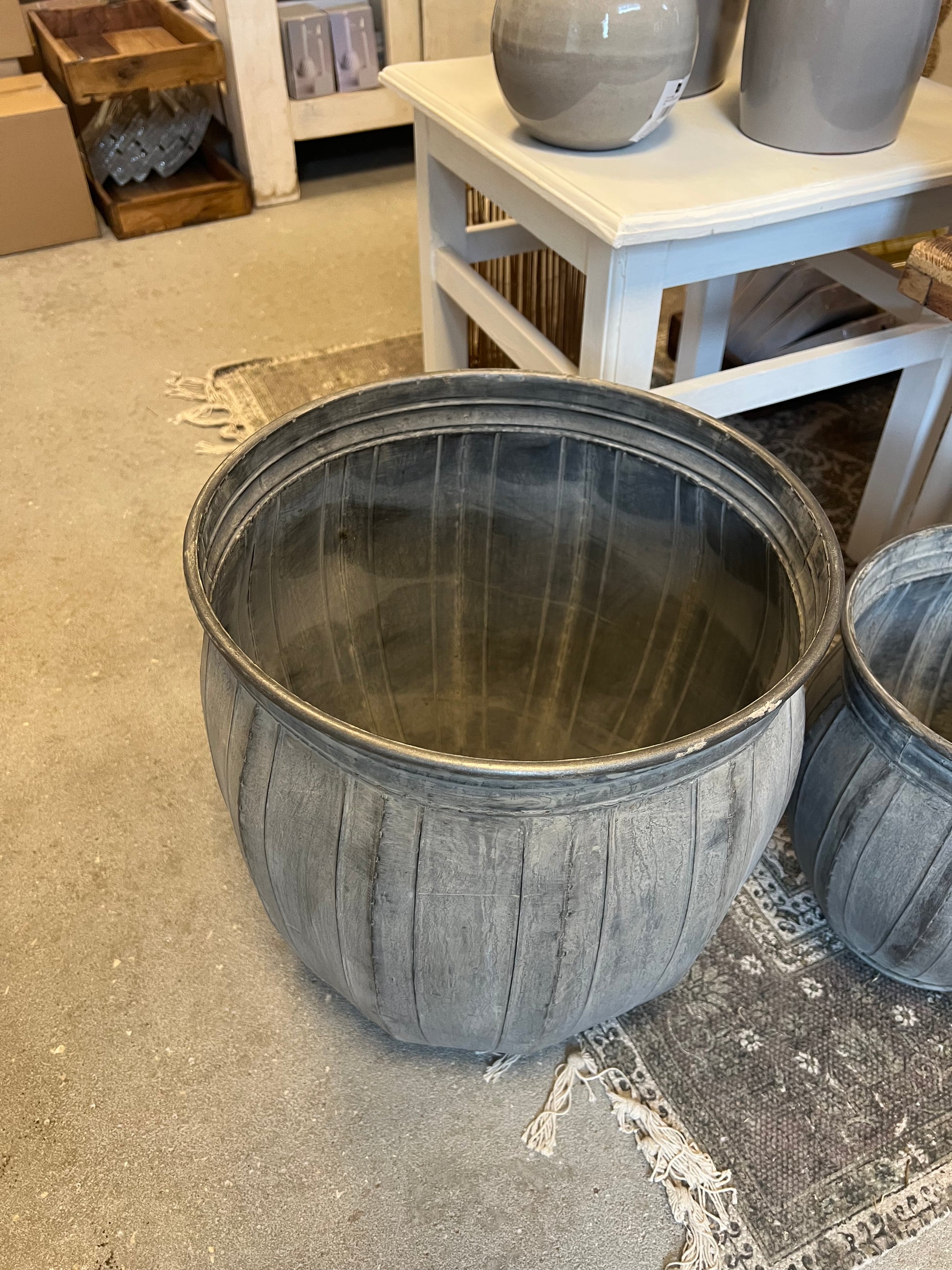 Grå krukke fra Chic Antique 