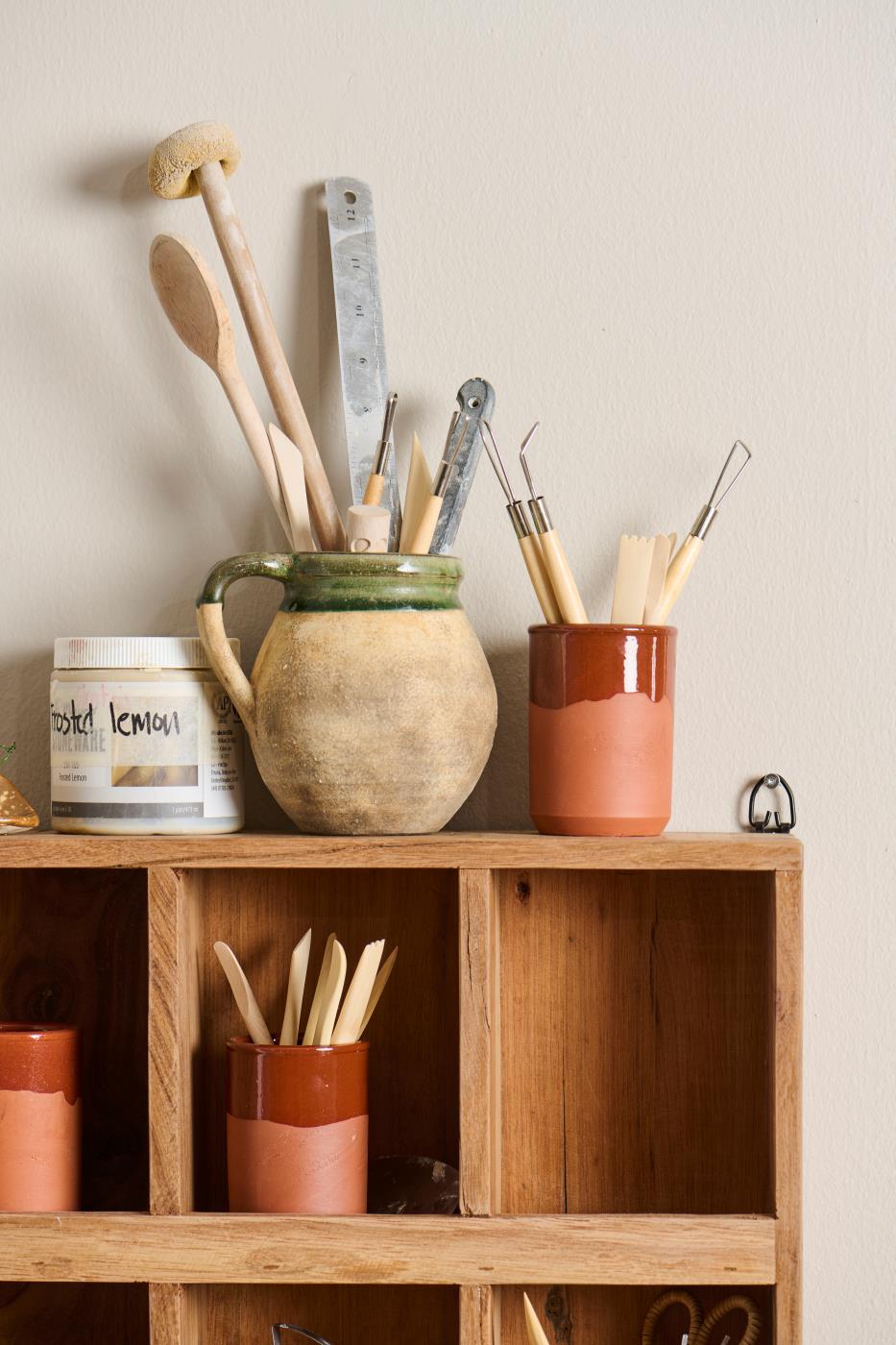 Naturfarvet keramik vase fra Ib Laursen
