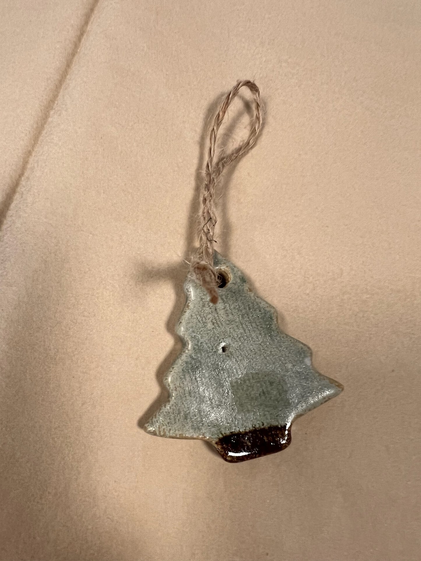 Keramik julepynt fra Handmade by Victoria Juul