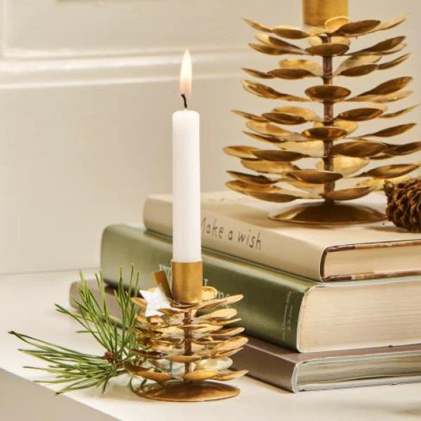 Lysestage i messing fra Ib Laursen