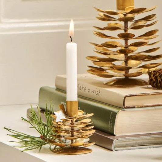 Lysestage i messing fra Ib Laursen