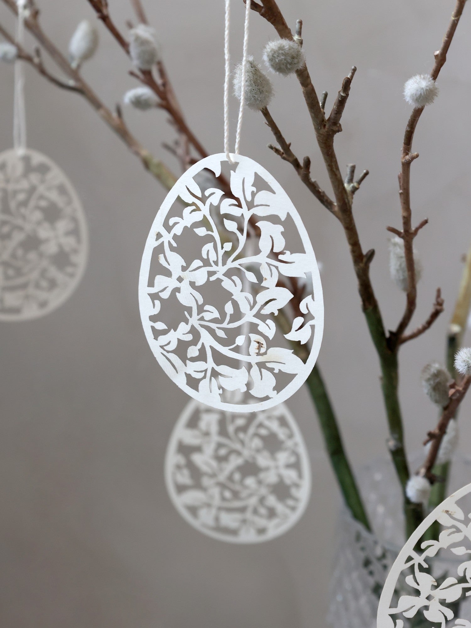 Påskeæg i papirklipfra Chic Antique