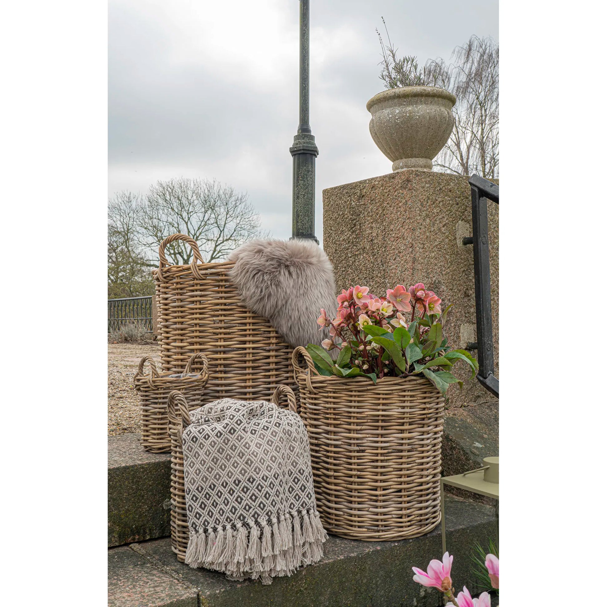 Strikket plaid fra House Nordic