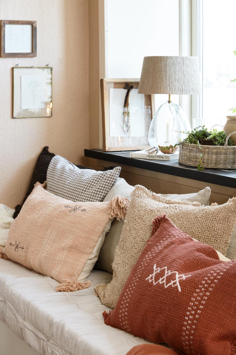 Aflang pude i rosa fra Ib Laursen