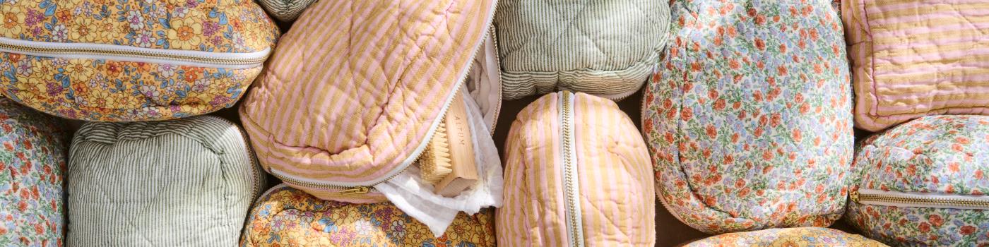 Toilet taske der kan vaskes fra Ib Laursen