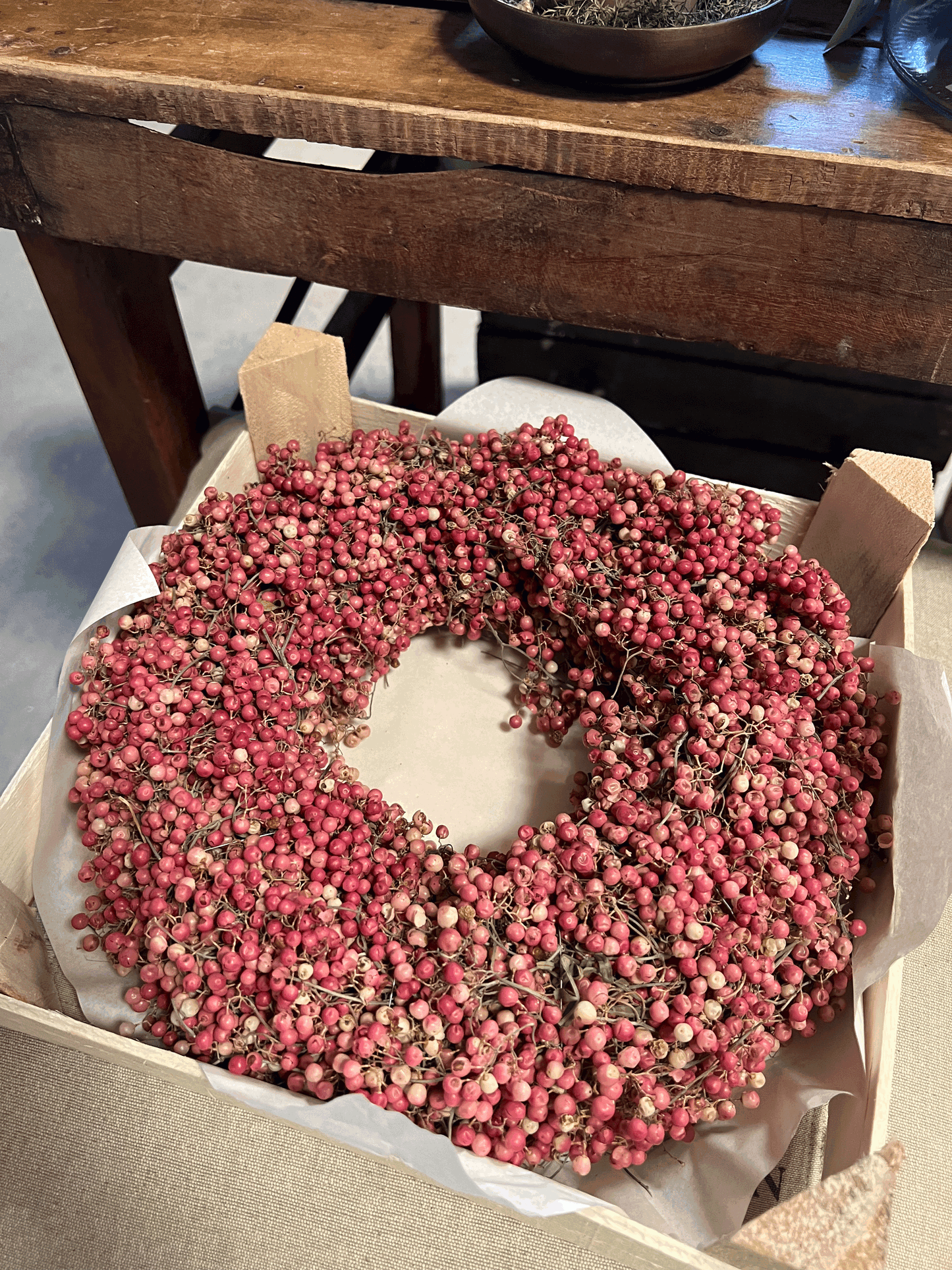 Stor rød peberkrans til pynt fra Pro Flora