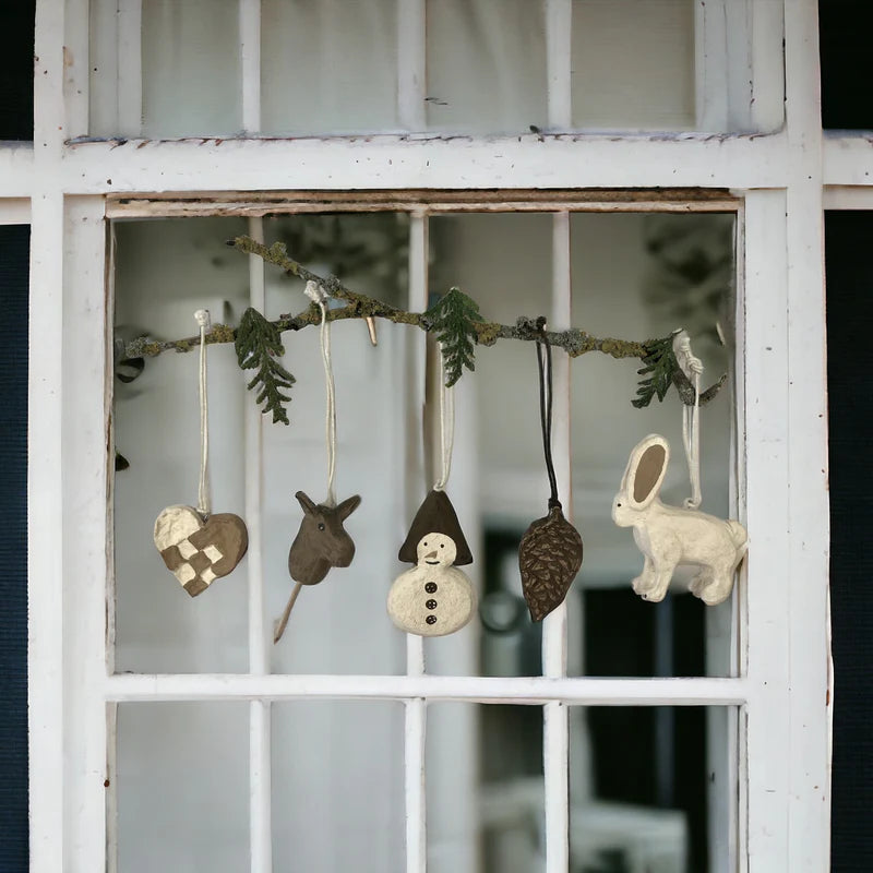 Julepynt i genbrugs materialer fra OX Handcraft