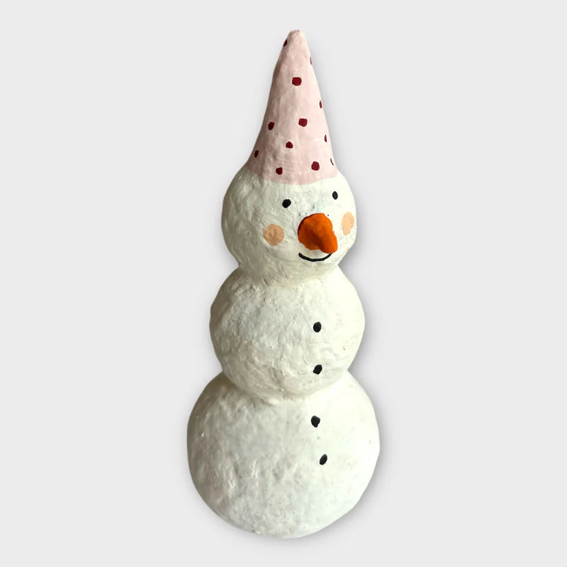 Snemand med lyserød spids hat fra XO Handcraft