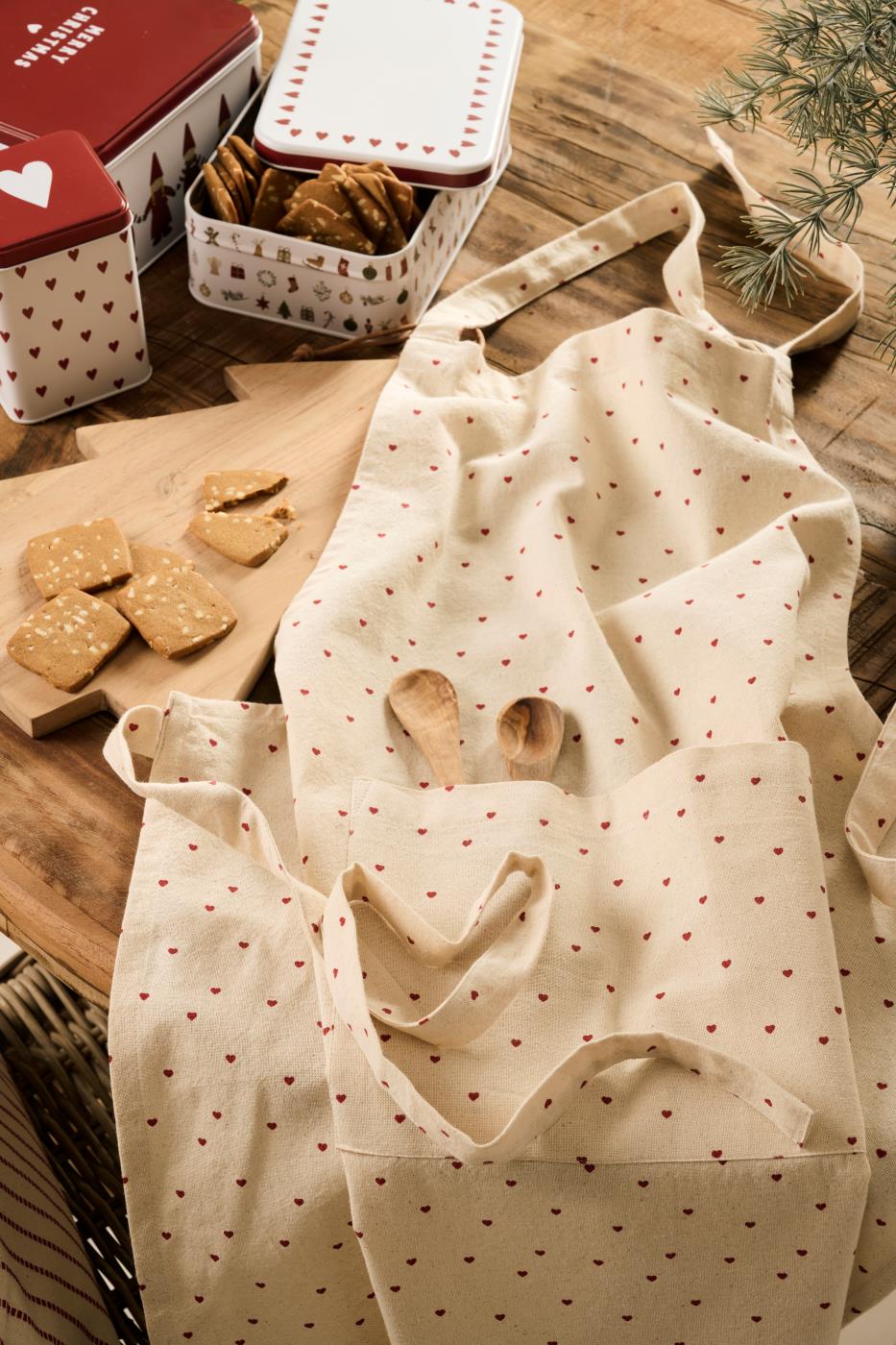 Juleforklæde med hjerter fra Ib Laursen