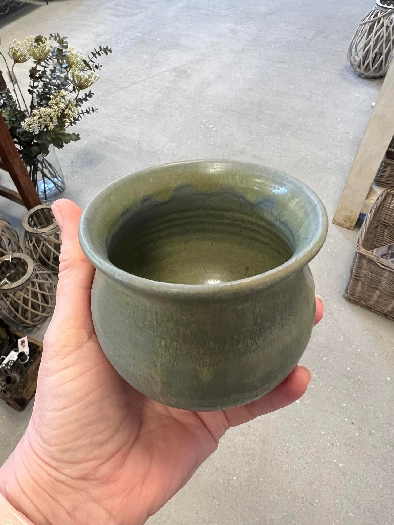 Håndlavet keramik krus uden hank 