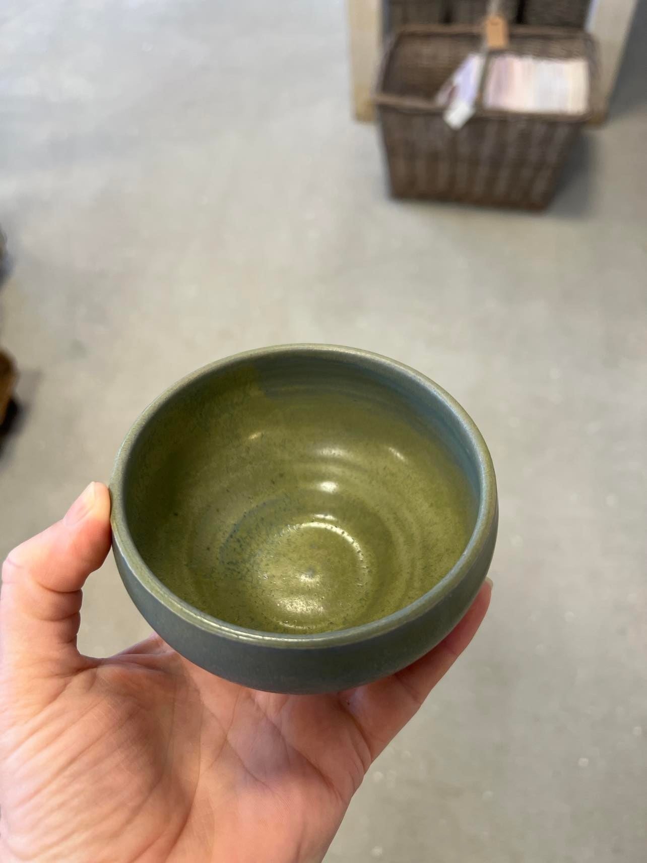 Grøn keramik skål